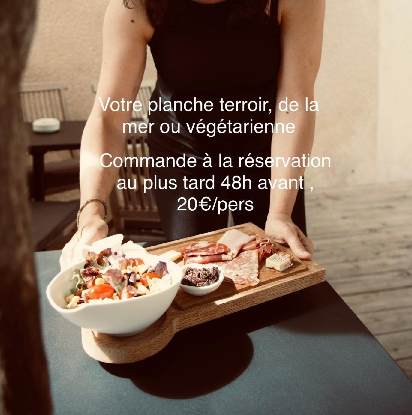 La Domitia - Maison D'Hotes, Massages & Bien-Etre Montbazin Esterno foto