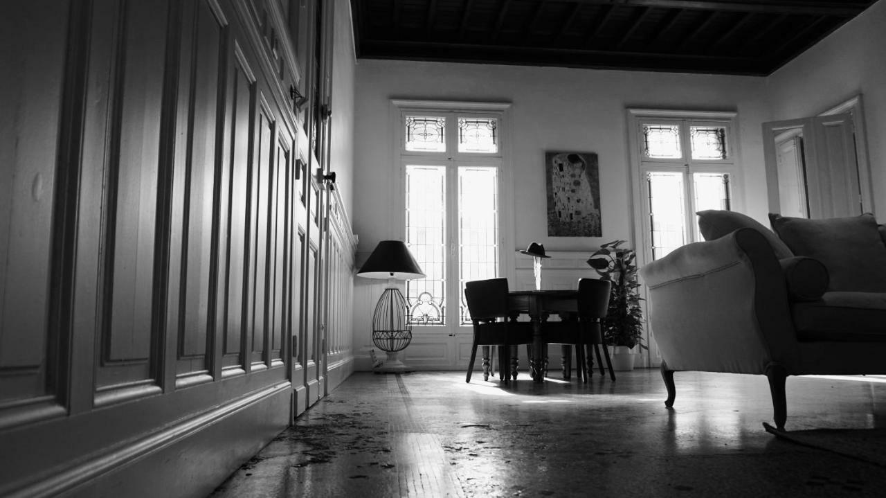La Domitia - Maison D'Hotes, Massages & Bien-Etre Montbazin Esterno foto